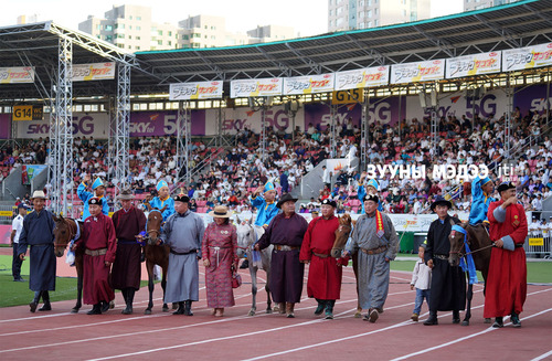 Х.Улам-Өрнөх: Төв аймгийн Бүрэн сум гээд дуудагдахад л нутгийн минь заяа түшдэг